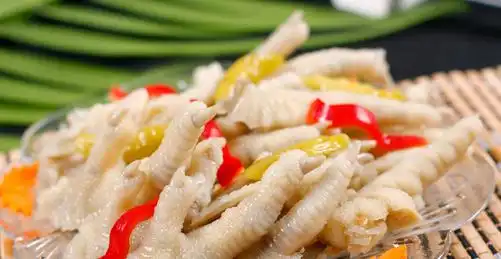 天哪,美味的泡椒鸡爪的是太酸爽了