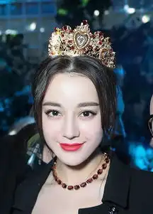  魏璎珞把自己演成表情包眉眼距离决定你是金锁还是范冰冰本周香菇事件眼睛眉毛八丈远魏璎珞表情包