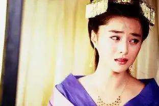  话题女王范冰冰与傻白妞唐嫣,谁的演技更差