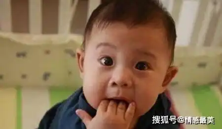  宝宝有此些表现,说明他嫌弃你了,宝妈要及时引导