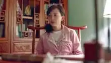  热爱追剧正确姿势,牛莉这表情可以了啊