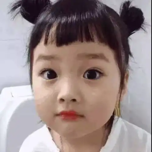 微信里小胖女孩表情包女