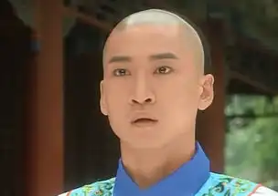  还珠格格皇上要把小燕子指给尔康,谁注意到紫薇永琪的表情