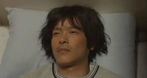  那个让你哭着吃饭的人,还在身边吗这20种不敢尝的味道,藏着你最忘不掉的人