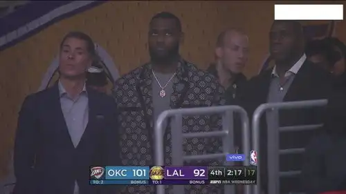  莺歌和对位的保罗乔治相比差距在哪里三巨头表情严肃会有交易吗