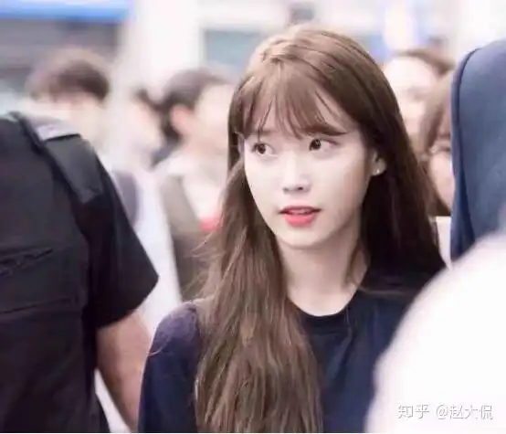  第一次染头发应该染什么颜色