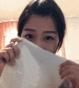  为什么越来越多的女孩子,甘愿被老牛吃嫩草哈哈哈评论区一针见血...
