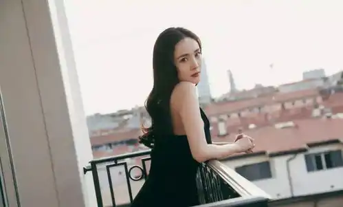  有时间参加活动,也没时间回家看女儿,杨幂是一个合格的母亲吗
