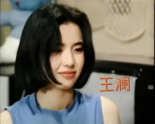  看到李亚鹏年轻时的照片,才明白王菲周迅为啥相继沦陷了