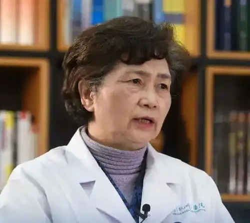  春风十里不如你致敬一线战疫女神们附兰姐表情包