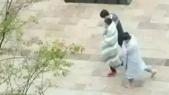 披被子的图片表情包男人