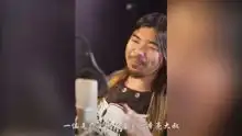  面筋哥终究对这首沙漠骆驼下手了,魔性的表情,又被洗脑了