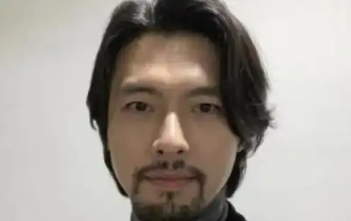  曝孙艺珍离婚后续表情僵眼神阴郁,玄彬电影拍完投入路演疑还债
