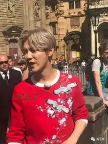  邓超和陈赫发了同一张图一个被赞一个被吐槽