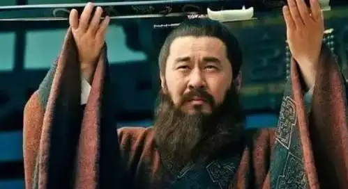  三国中令曹操忌惮一生的猛将仅有这三位,其余都不够格