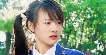  郑爽生日会再穿艾利斯顿校服,张翰突然出现,网友是心动的感觉