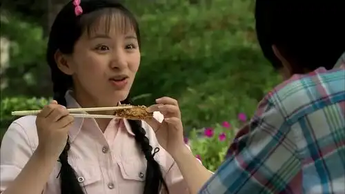  村姑第一次吃炸鸡块,竟嫌弃没有亲娘炖的大公鸡香,太搞笑了