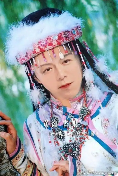  孙红雷晒男明星女妆艺术照,黄渤版香妃好美网友让女人怎么活