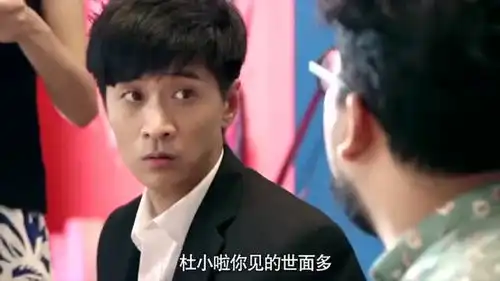  废柴兄弟50元一盒的米饭是什么味道,看看小姐姐表情就知道了