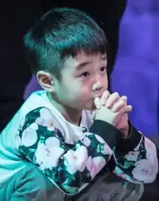 迷你版小纯洁表情包杨阳