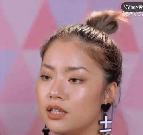  你一票我一票菊姐还能跳你不搞我不搞菊姐就会倒