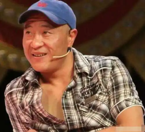  赵本山又有徒弟栽了乡村爱情赵四刘小光酒驾,他的黑历史可不少