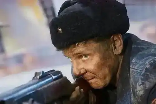  战争故事特洛夫和士兵们的四顿晚餐,黑面包里的血与泪