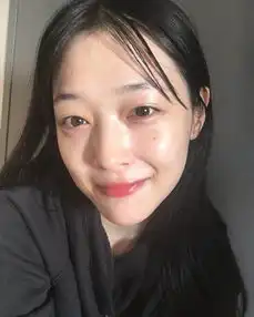  女星自拍照大公开全智贤妩媚少女时代宋茜变表情包