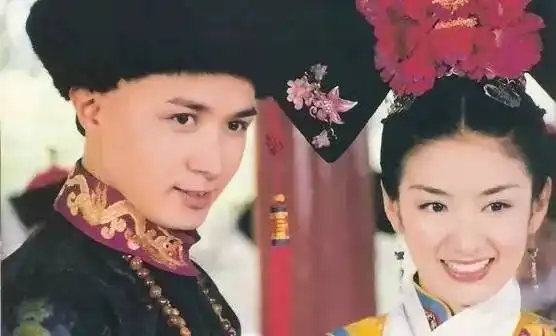  赵薇为他跳海,林心如爱他成痴,他却娶了50岁丑女当老婆,宠爱了她23年搜狐娱乐搜狐网