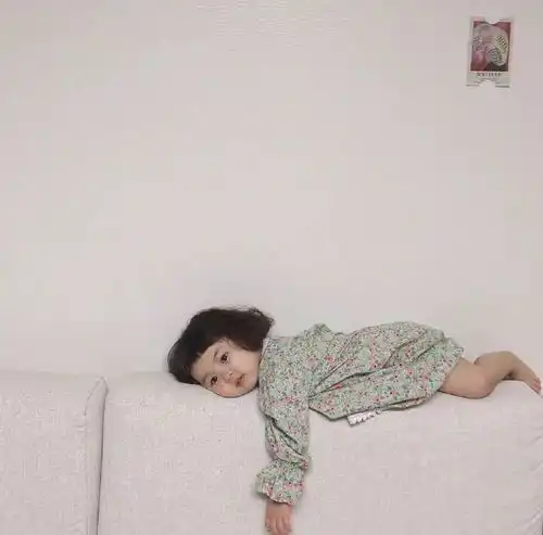  朋友圈背景图飞越