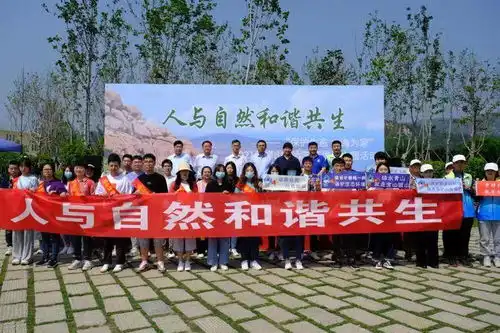  学党史办实事生态修复见成效昔日废弃虾池乱堆垃圾如今鸟语花香