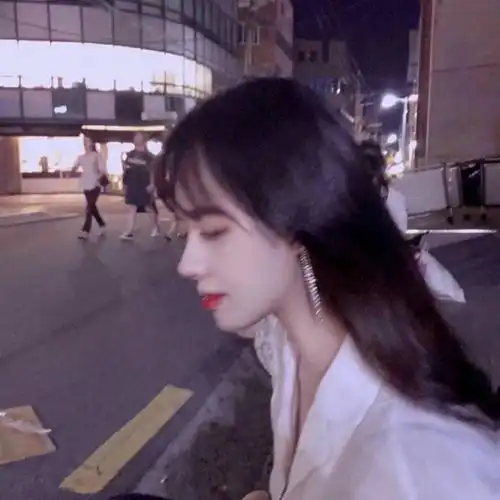  小清新可爱黑发拍照女生头像奶女生头像我要个性网